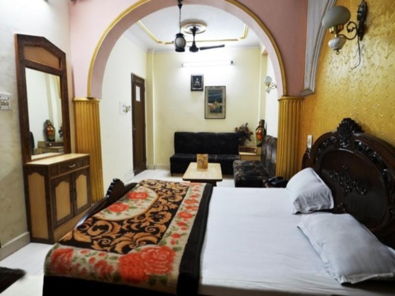 Hotel Ashoka Continental New Delhi Exterior photo